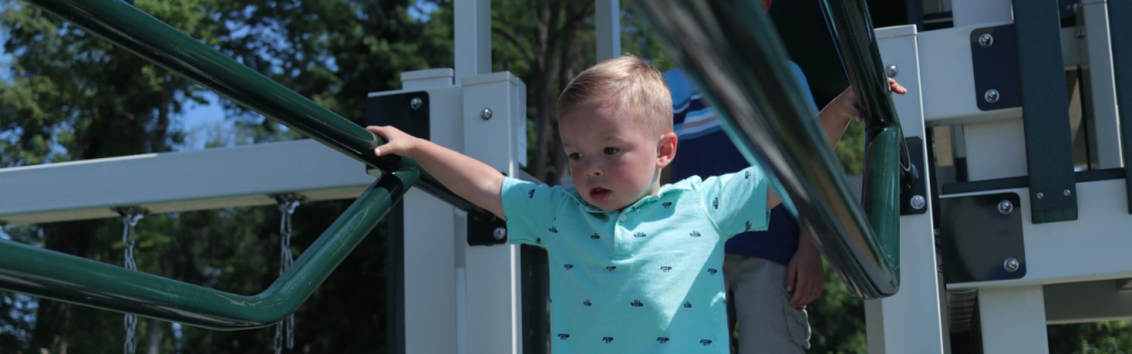 how to choose a backyard playset