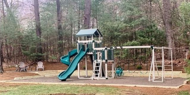 green vinyl double tower playset shown in NY double tower playset shown in green vinyl in New York