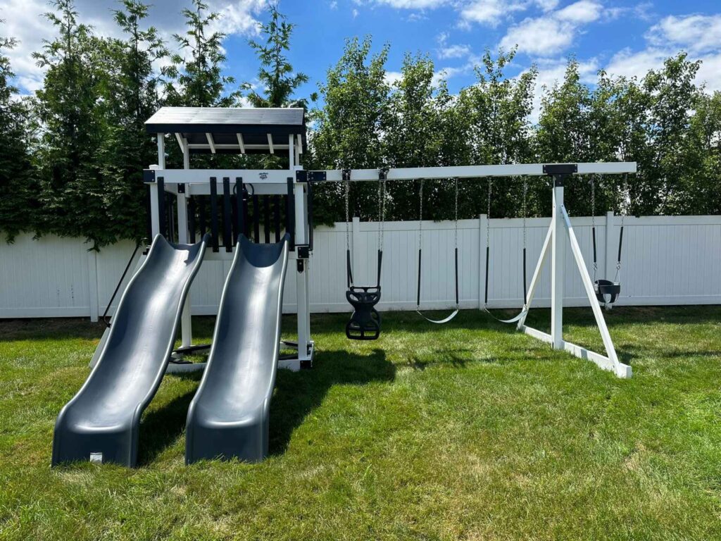 What type of swing set lasts the longest?